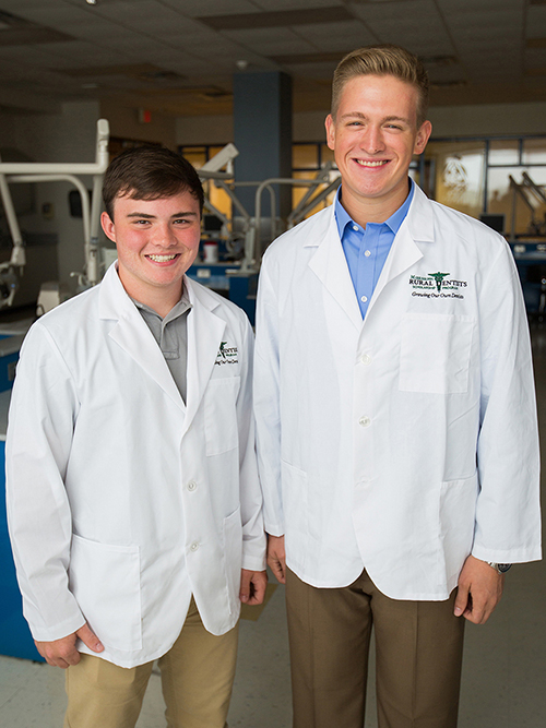 Pre-Dental Majors Accepted to MS Rural Dentists Scholarship Program
